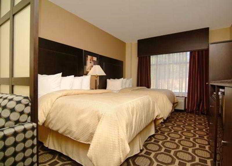 Holiday Inn Express & Suites Lexington By Ihg Экстерьер фото