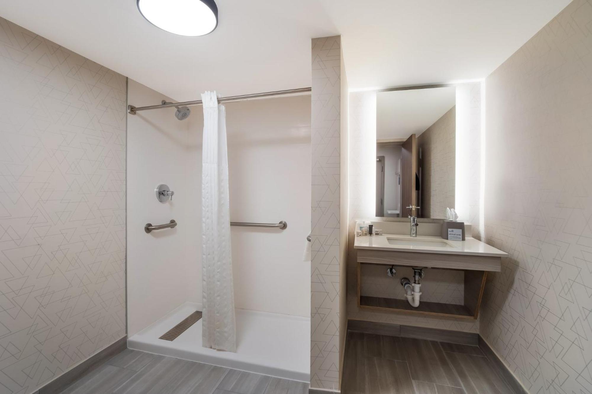 Holiday Inn Express & Suites Lexington By Ihg Экстерьер фото